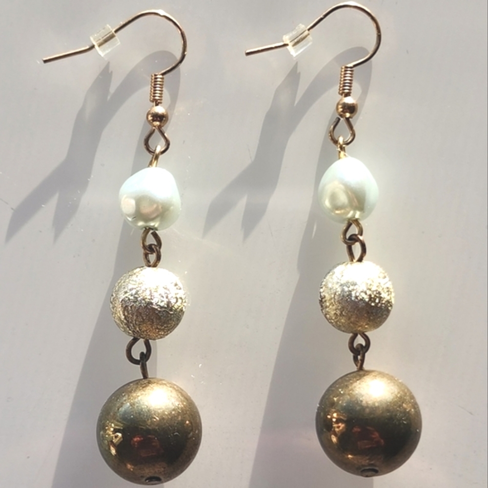 Vintage beaded earrings.